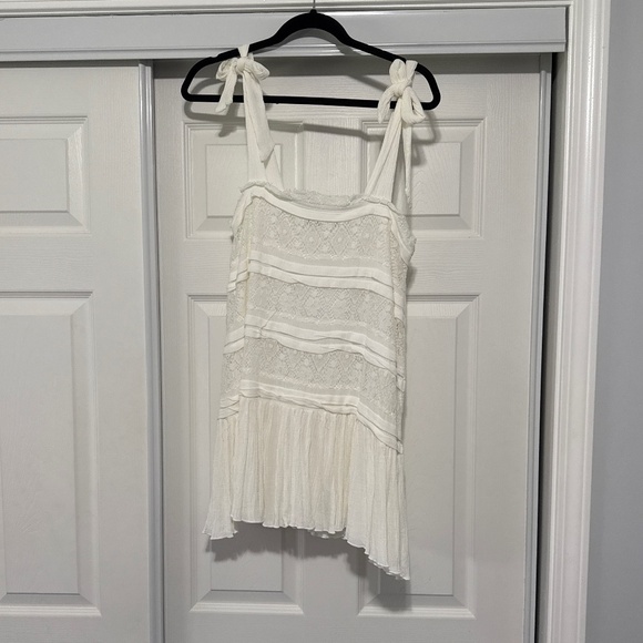 White Lace Mini Dress - Picture 1 of 2
